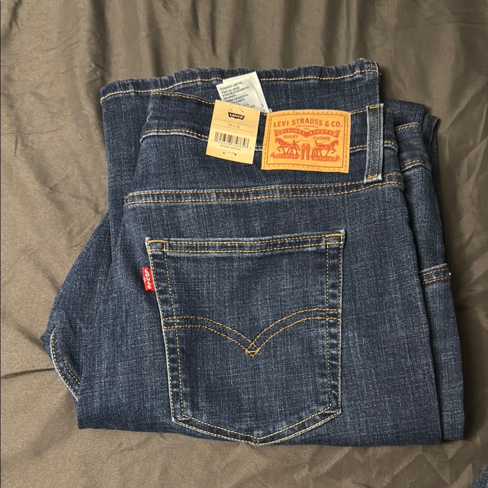 Levi's Women’s 725 high rise bootcut Jeans